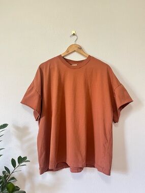 Oversized Boxy Tee shirt in Sienna Kowtow L rust brown orange
